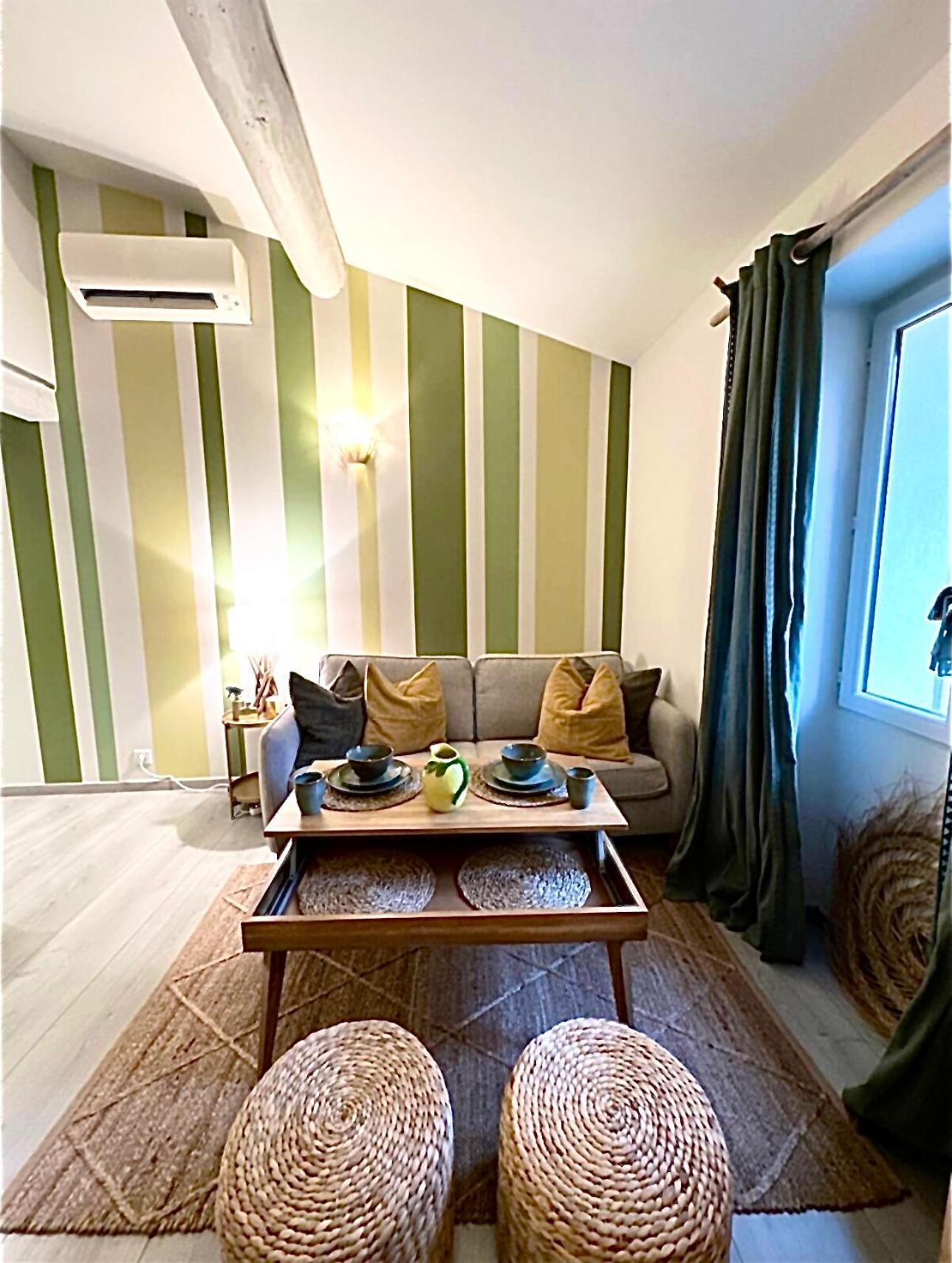 Cozy Studio Le Cedre, Port De Saint Tropez Exterior photo
